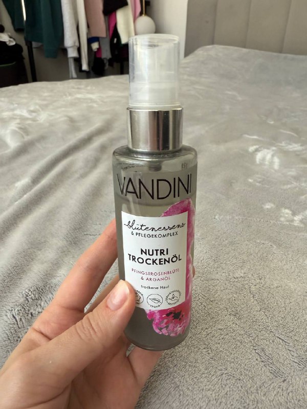 Zielinski & Rozen Apple, Lotus духи, Vandini oil, бигуди, МФР ролл, картины, микрофон, обложка на паспорт, подставки 2