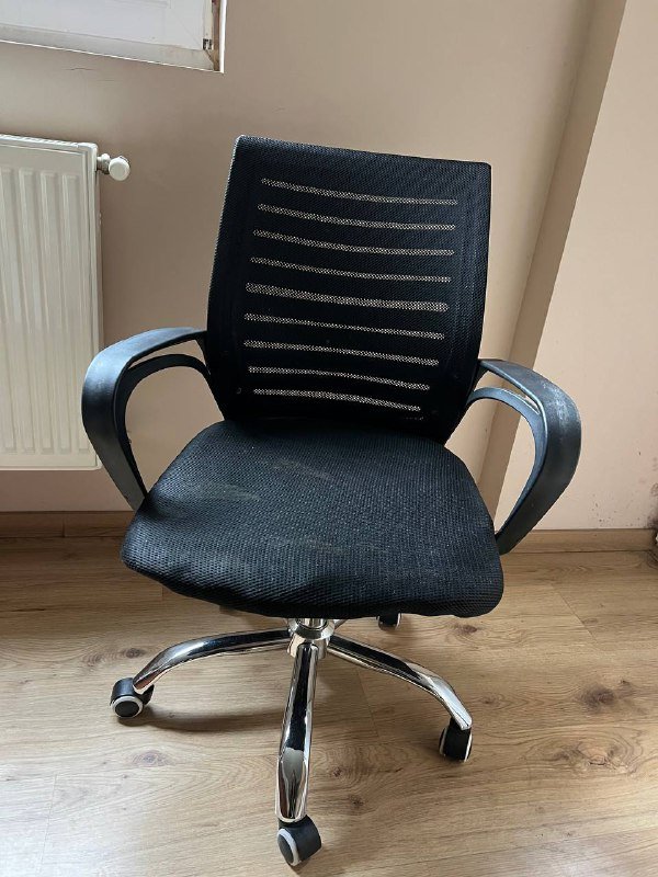 Офисное кресло, второе без спинки 2