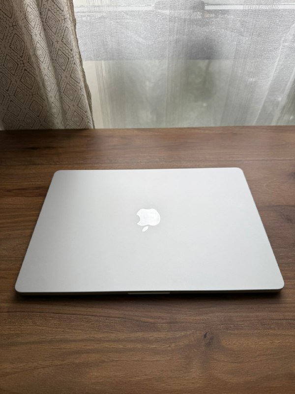 MacBook Air 15 дюймов M2 8/512 Гб, серебристый