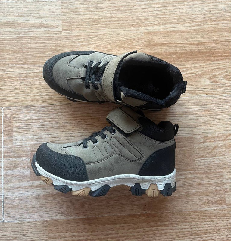 Детские ботинки 33 размер