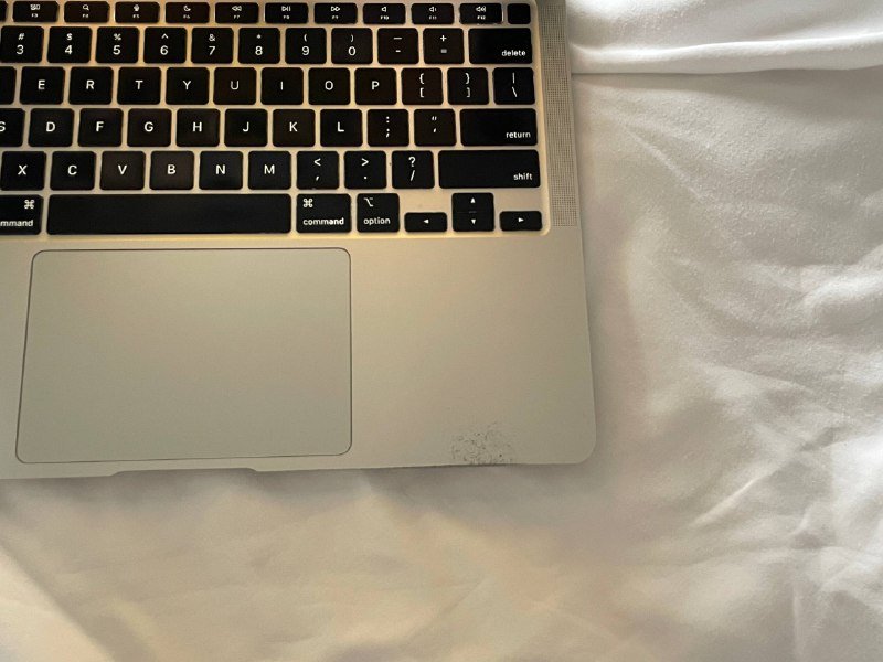 Macbook Air M1 8/256 5