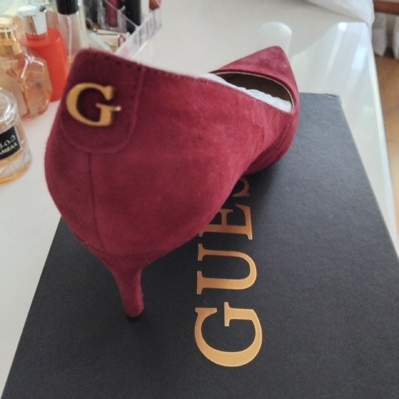 Туфли GUESS р-37 2