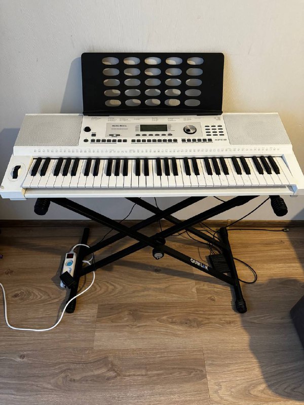 Синтезатор Kurzweil KP110 с педалью 1