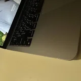 MacBook Air M2 8/256 GB 7