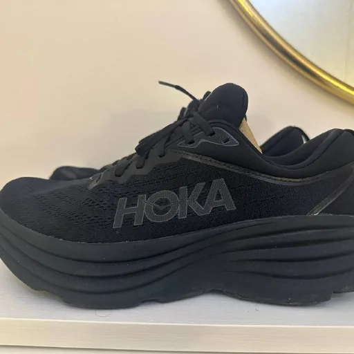 Кросівки HOKA Bondi 8, Nike Air Force 1