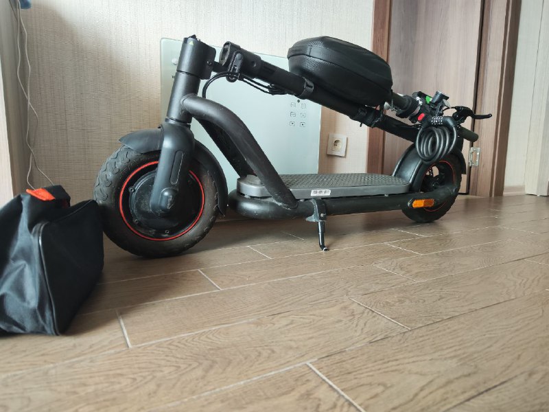Внедорожный электросамокат Navee N65 с аксессуарами