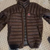 Жилет Haglöfs, пуховик Fjällräven 4