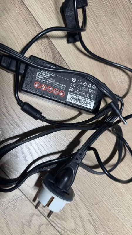 Зарядное устройство для ноутбука HP Omen