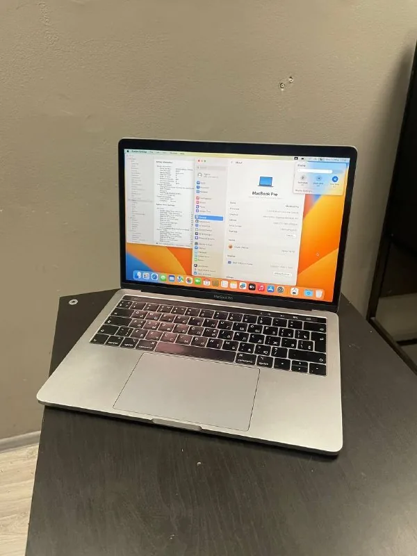 MacBook Pro 13 2018 1