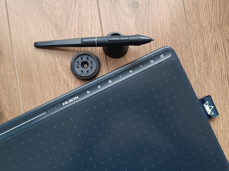 Графический планшет Huion HS611