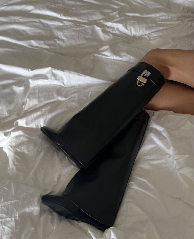 Женские сапоги 40 размер