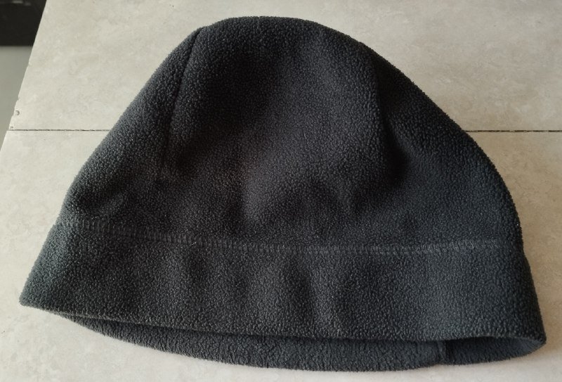 Флисовая шапка темно-серая