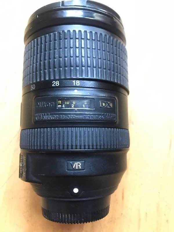 JBL Charge 5, наушники Focal Clear, объективы Nikon, Nikon D7100 7