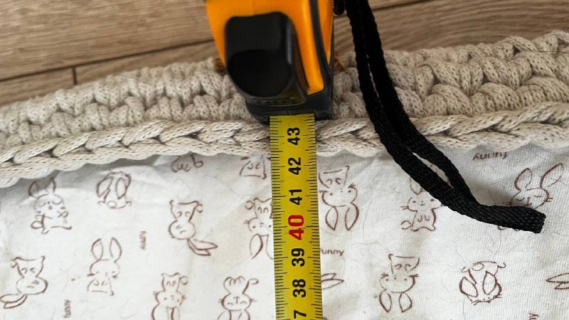 Лежанка для собаки с деревянным дном, кожаными ручками 3