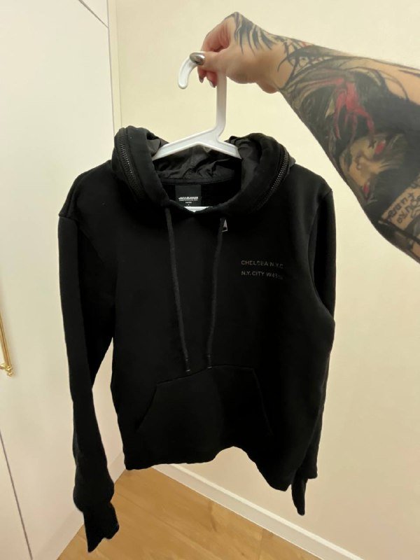 Черное худи размер S