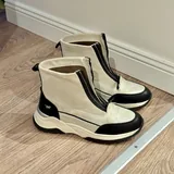 Платье Baratava, ботинки Mustang, жилетка Zara, кардиган, брюки H&M 2
