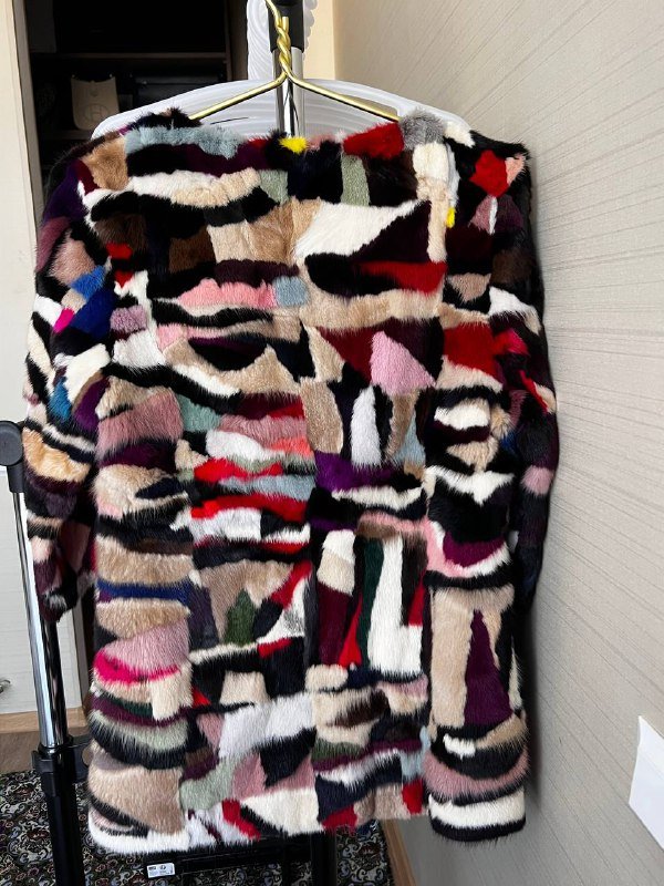 Женская натуральная шуба из меха 2