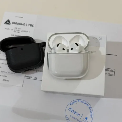 AirPods 4 ANC