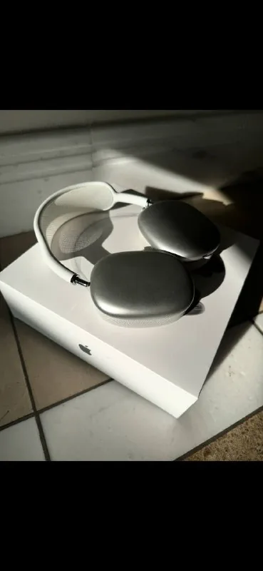Apple AirPods Max