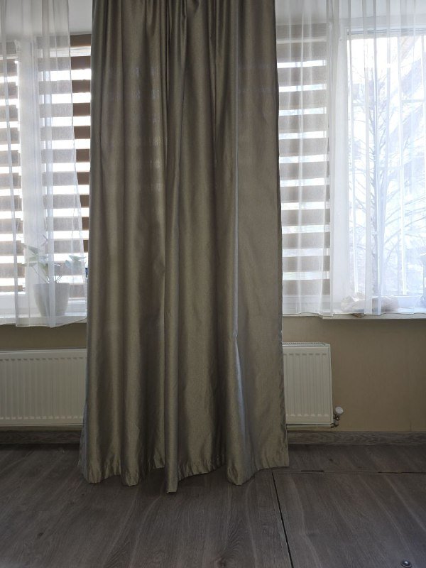 2 шторы золотисто-серого цвета