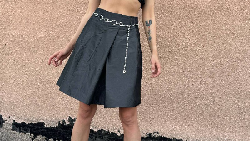 Silver skirt with belt Size S