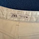 Серебристые джинсы Zara, размер S 1