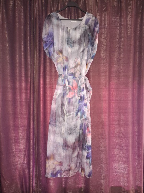 Новое платье Италия 46-50 с поясом