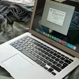 MacBook Air 13 (2013) 1