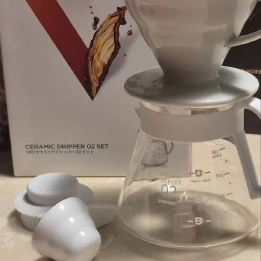 Hario V60 Ceramic Dripper Set