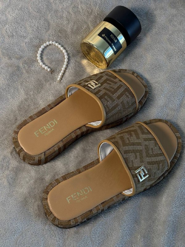 Шлепки Fendi 36 размер 1