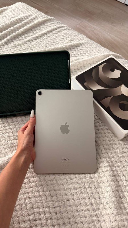 iPad Air 5 (M1, 64GB, Wi-Fi) 3