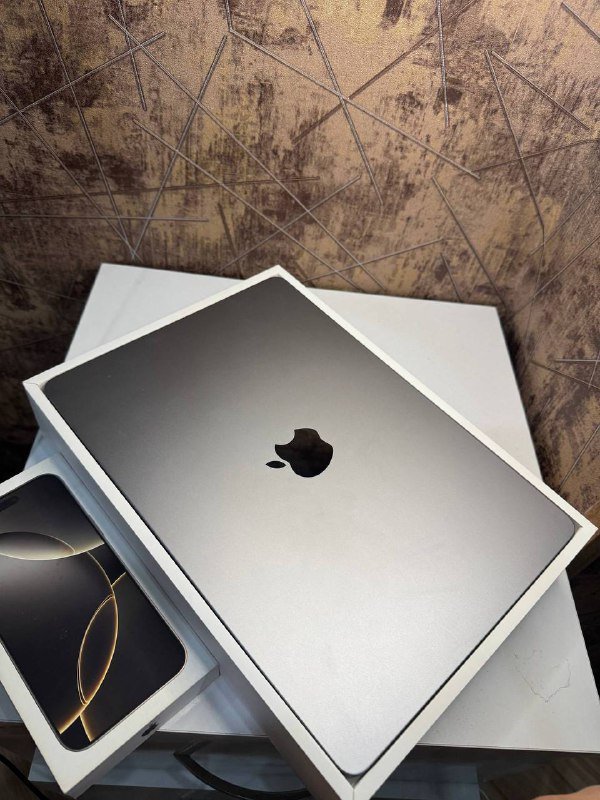 MacBook Air 13 M2 8/256, беспроводная мышка HP