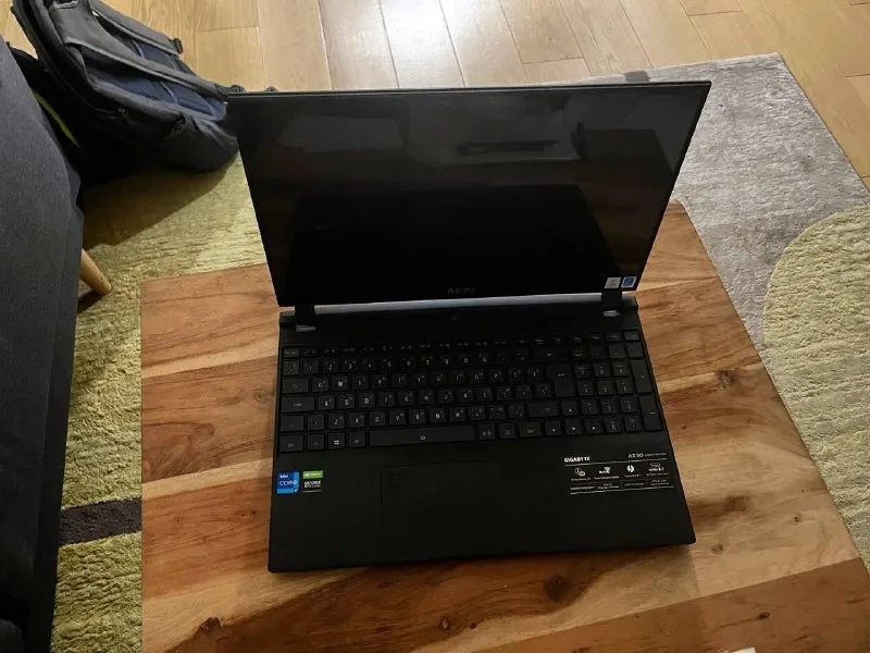 ноутбук Gigabyte Aero 15 OLED XD