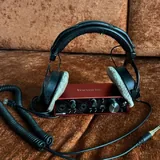 Samsung Buds FE, Focusrite 2i2, Beyerdynamic 990 Pro 3