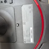 Монитор LG UltraGear, клавиатура HyperX, наушники Razer Kraken 7
