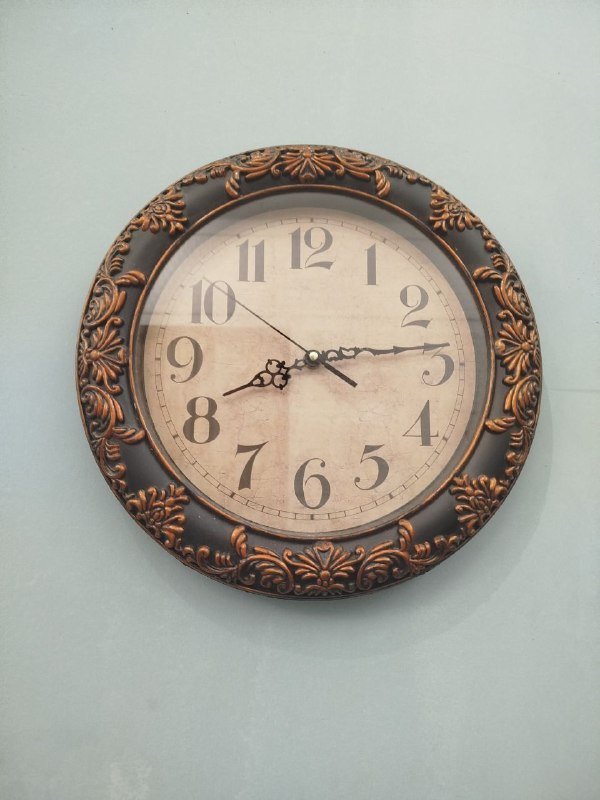 Форма для яиц пашот, пластиковый тазик, гирлянда, бутылка для масла, шапочки одноразовые, часы настенные, пицца-нож, полотенца, коробка для чайных пакетиков, таблетки эспрессо 6