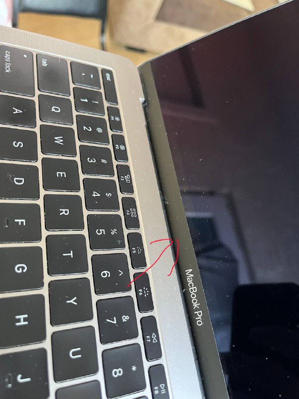 Ноутбук Apple MacBook Pro 13" a1708 8