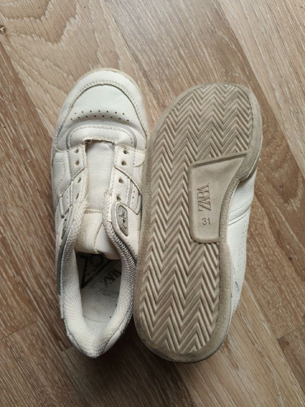 Белые кроссовки ECCO и Zara 31 размер