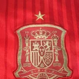 Adidas 2014 წლის ესპანეთის მსოფლიო თასის საშინაო საფეხბურთო მაისური 4