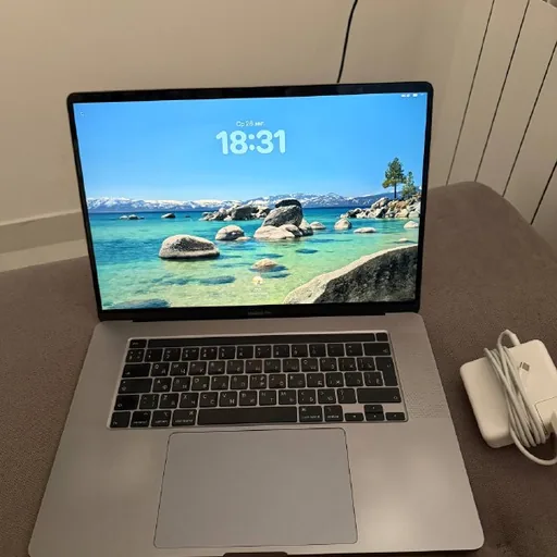 MacBook Pro 16" 2019