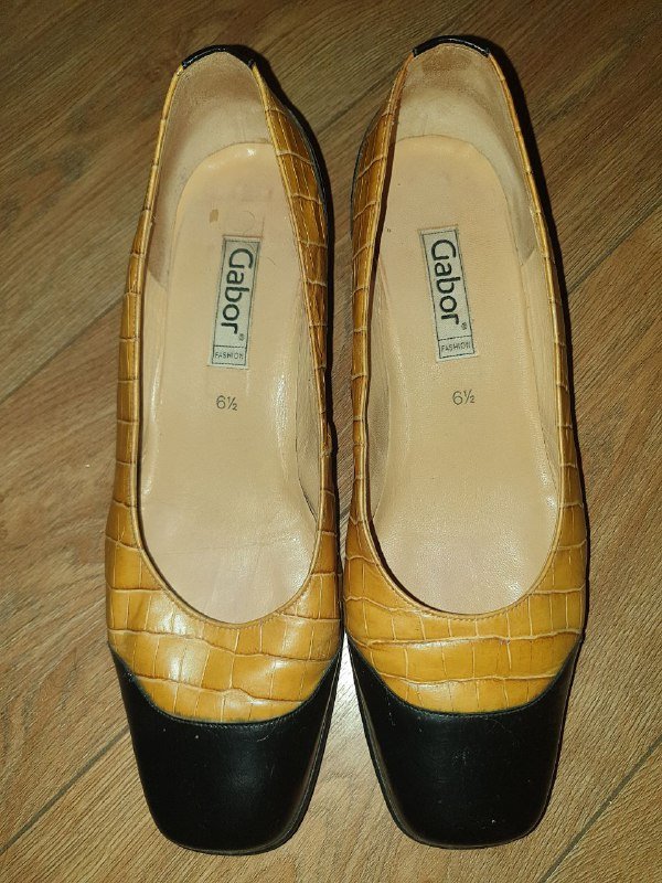 Женские туфли 39 размер 2