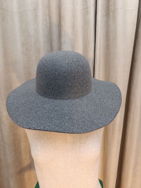 Шляпы 4 штуки 3