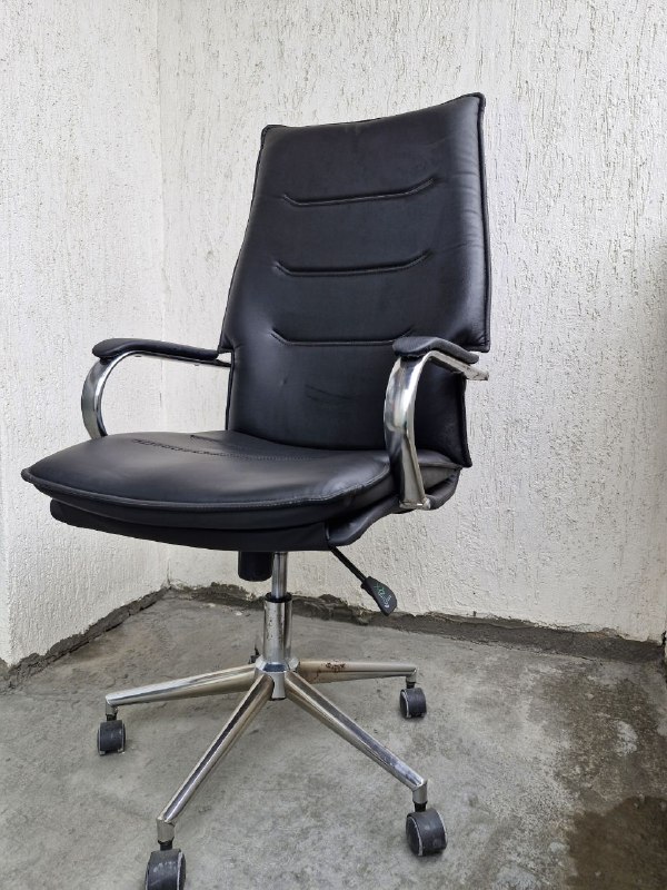 Компьютерное кресло Руководителя 3