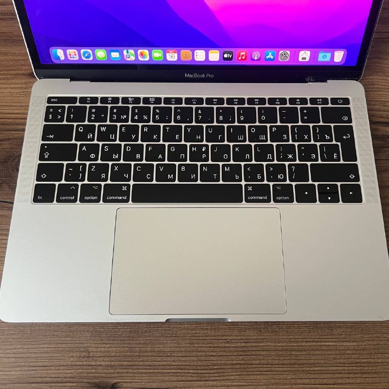 MacBook Pro 13-inch 2017 Intel Core i5 8GB RAM 128GB Storage 3