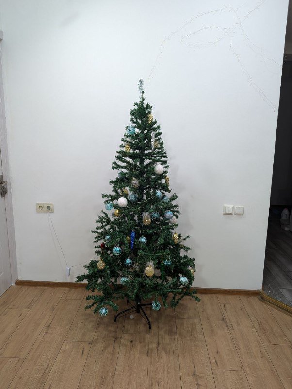 Стол Bofigo, Полки Bofigo, Кресло Jysk, Ортопедический матрас 9