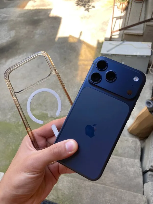 iPhone 17 Pro Max 1