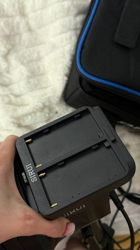 Студийный свет SIRUI C60B Bi-Color LED Monolight 3