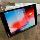 PlayStation 4 Slim, iPad mini 2, кабели и адаптеры 2