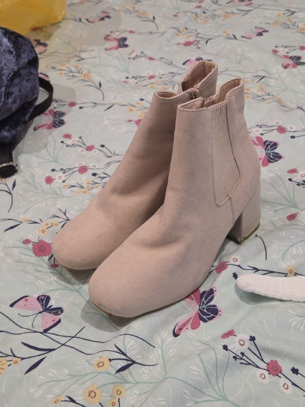 Женские ботильоны розовые
