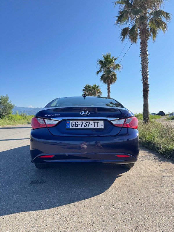 Hyundai Sonata 2012 седан 2